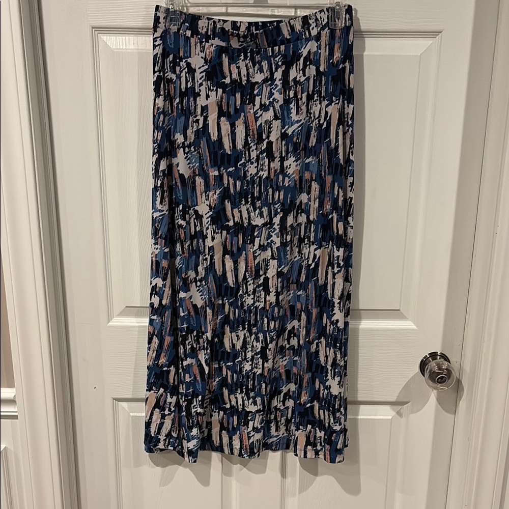 Jones Studio Blue and Black Abstract Maxi Skirt